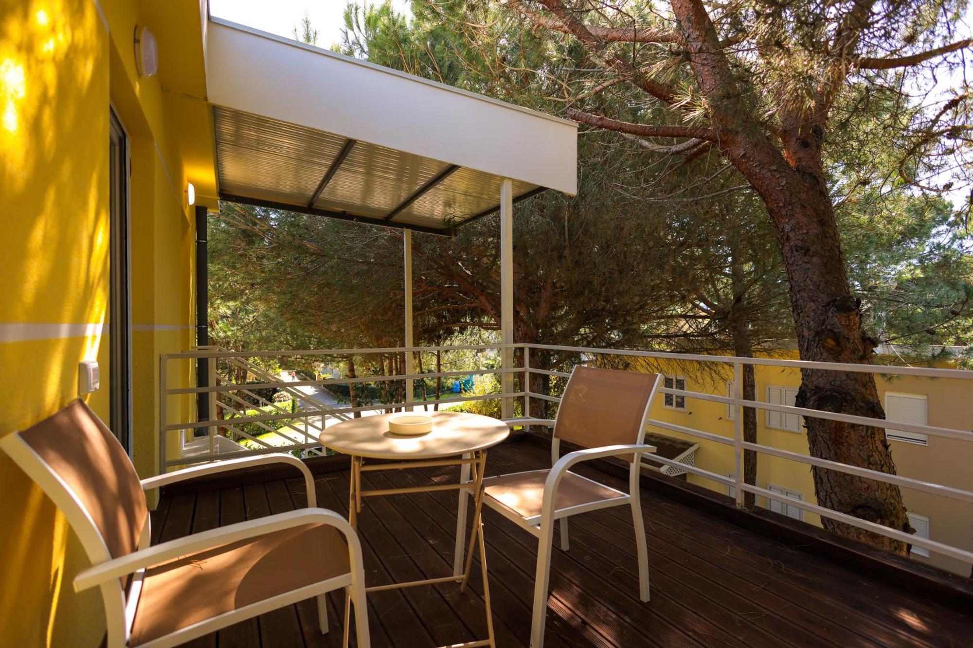 Grandstay Villa Perla Resort Durrës Esterno foto