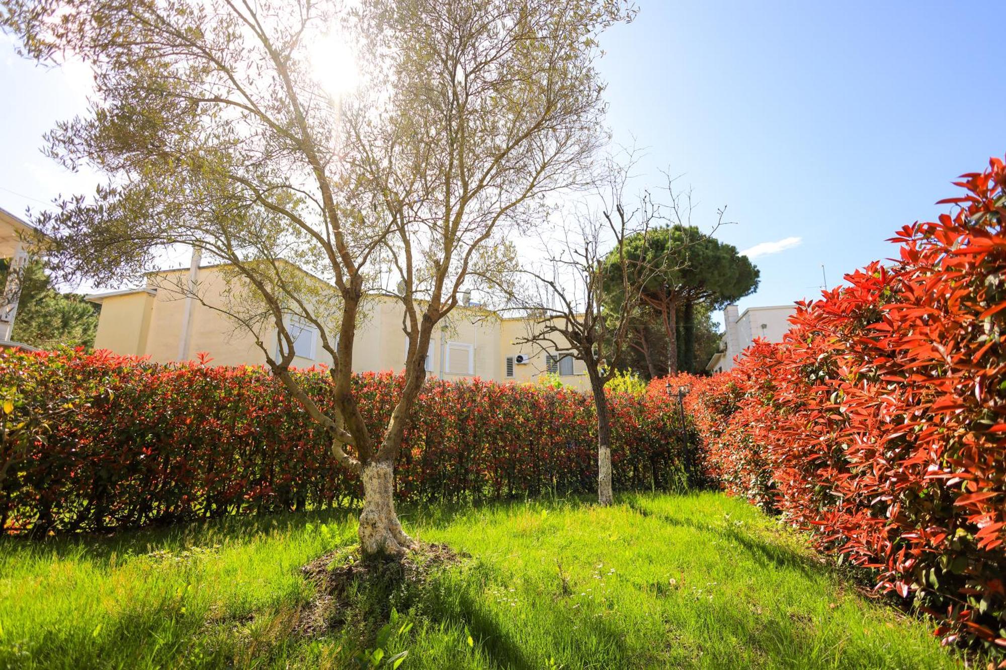 Grandstay Villa Perla Resort Durrës Esterno foto